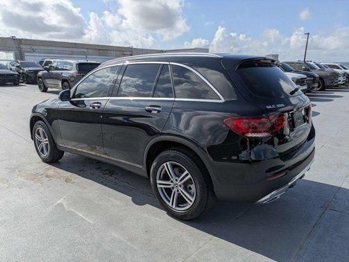 2022 Mercedes-Benz GLC 300 Base 4MATIC