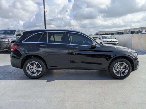 2022 Mercedes-Benz GLC 300 Base 4MATIC