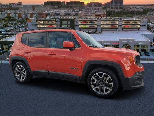 2017 Jeep Renegade Latitude FWD