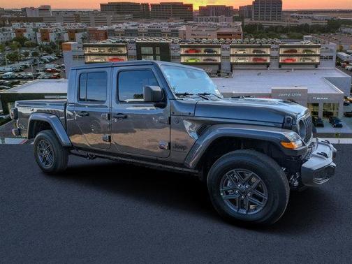 2026 Jeep Gladiator Sport