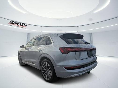 2019 Audi e-tron Prestige