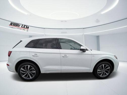 2024 Audi Q5 45 S line quattro Premium