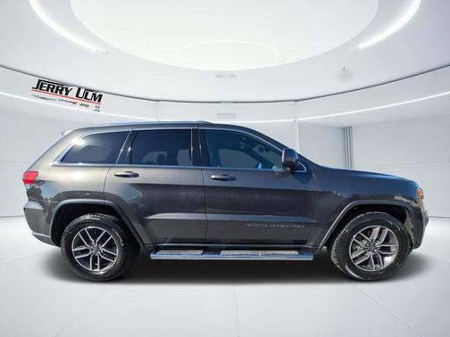 2019 Jeep Grand Cherokee Laredo E