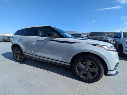 2025 Land Rover Range Rover Velar P250 Dynamic SE