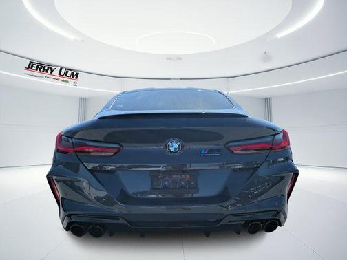2022 BMW M8 Competition