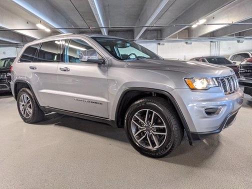 Photo 2 of 52 of 2020 Jeep Grand Cherokee Limited