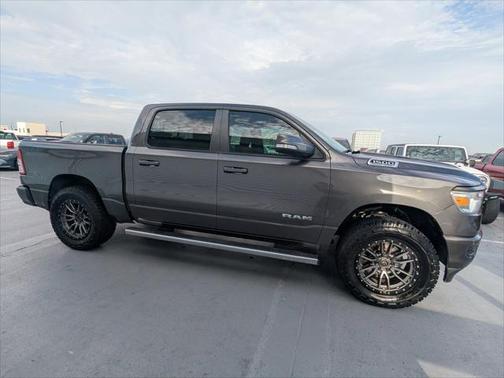 2021 RAM 1500 Big Horn Crew Cab 4x4 57' Box