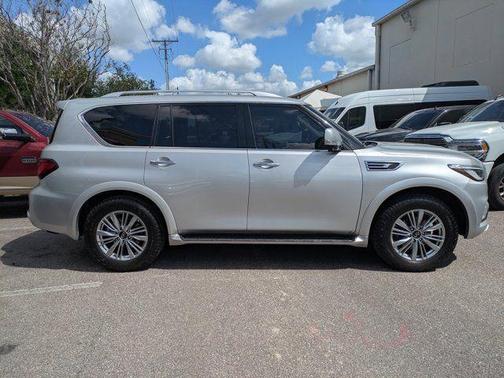 2020 INFINITI QX80 Luxe