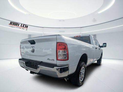 2023 RAM 2500 Tradesman Crew Cab 4x4 8 Box