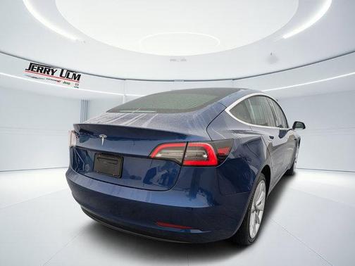 2020 Tesla Model 3 Standard Range