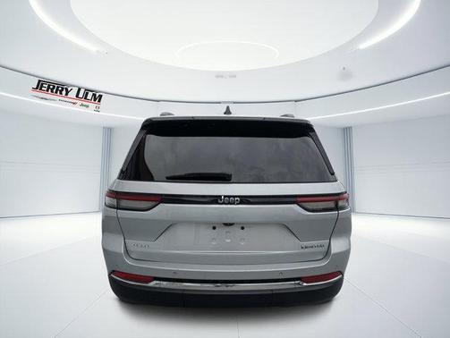 Silver Zynith 2022 Jeep Grand Cherokee Limited