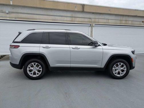 Silver Zynith 2022 Jeep Grand Cherokee Limited