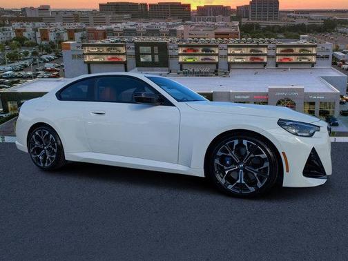 2025 BMW M240 i xDrive