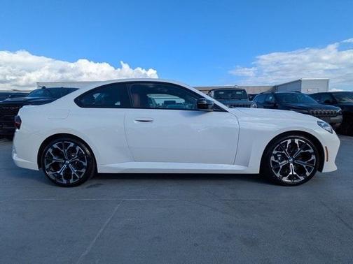 2025 BMW M240 i xDrive