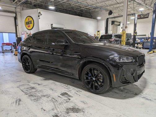Black Sapphire Metallic 2023 BMW X4 M40i