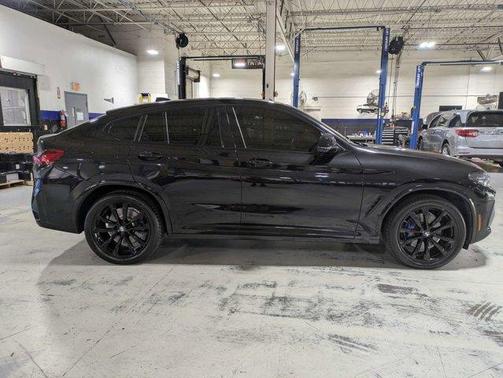 Black Sapphire Metallic 2023 BMW X4 M40i