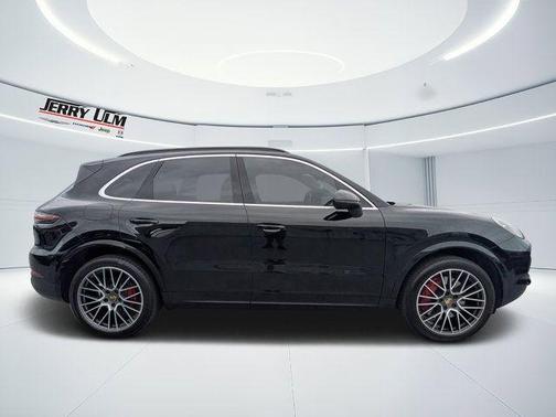 2021 Porsche Cayenne S