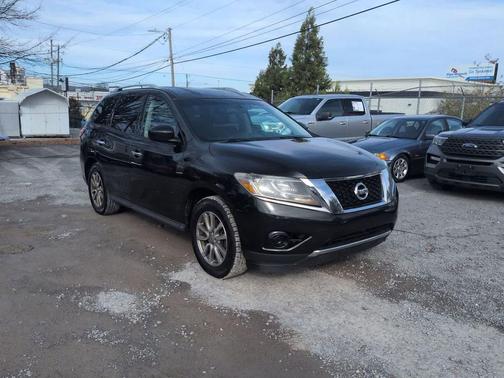 2016 Nissan Pathfinder S
