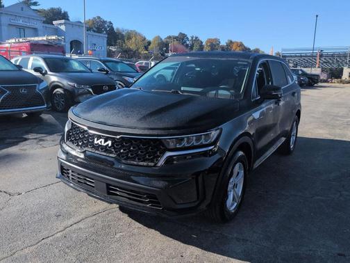 2022 Kia Sorento LX