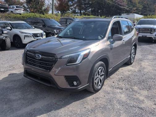 2024 Subaru Forester Premium