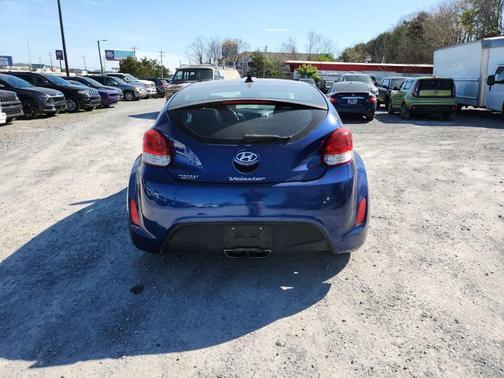 2017 Hyundai Veloster Base