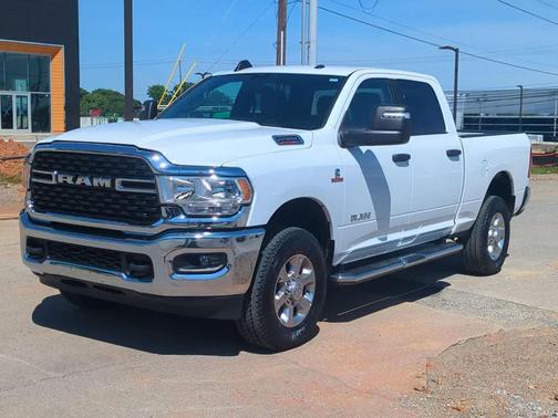 Bright White Clearcoat 2024 RAM 2500 Big Horn