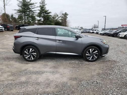 2022 Nissan Murano SL