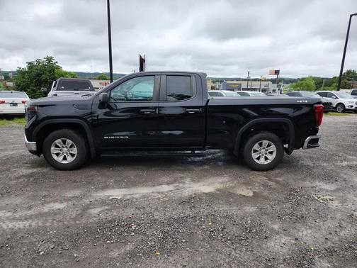 2023 GMC Sierra 1500 Pro