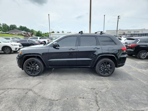 2021 Jeep Grand Cherokee Laredo X