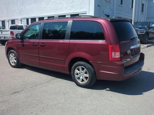 Deep Crimson Crystal Pearl 2008 Chrysler Town & Country Touring