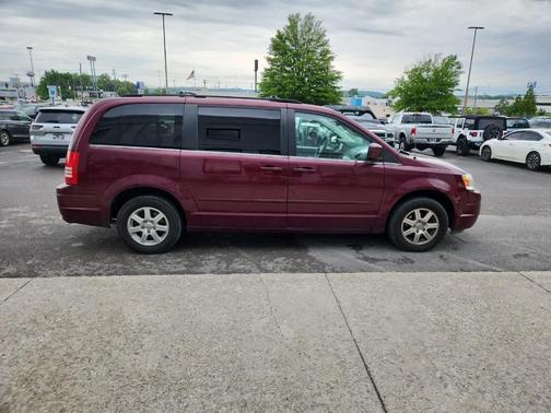 Deep Crimson Crystal Pearl 2008 Chrysler Town & Country Touring
