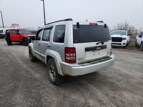 2008 Jeep Liberty Sport