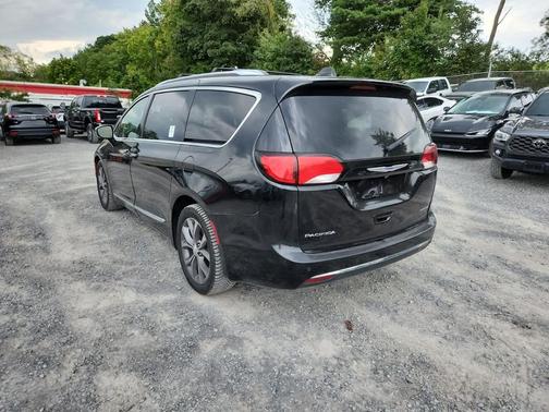 2019 Chrysler Pacifica Limited
