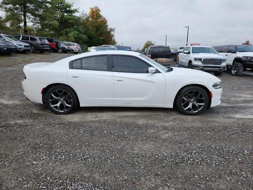 2015 Dodge Charger SXT