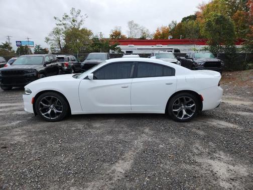 2015 Dodge Charger SXT