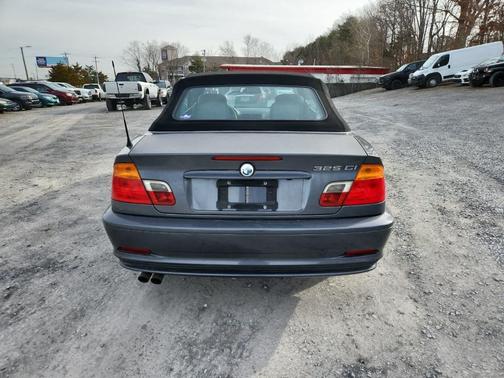 2002 BMW 325 Ci