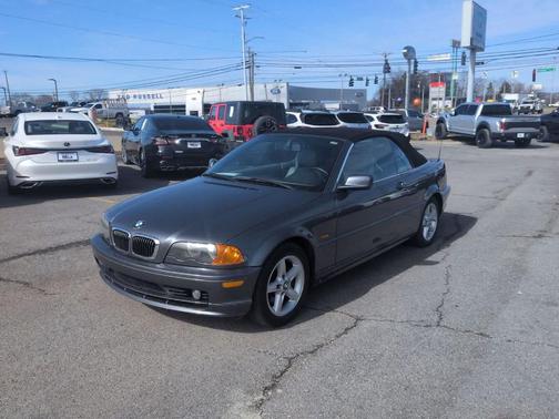 2002 BMW 325 Ci