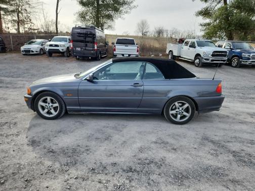 2002 BMW 325 Ci