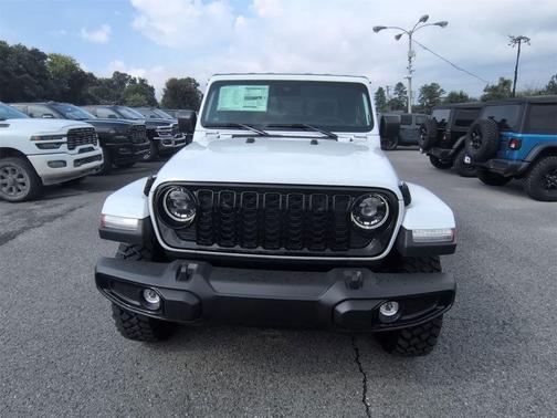 2025 Jeep Gladiator Sport