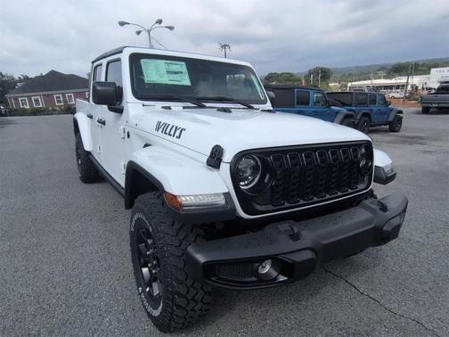 2025 Jeep Gladiator Sport