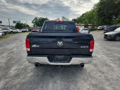 2015 RAM 1500 SLT