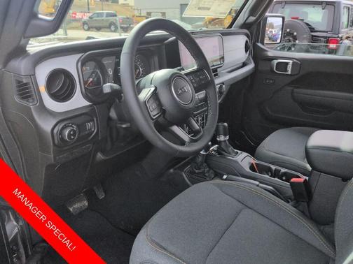 Granite Crystal Clearcoat Metallic 2026 Jeep Gladiator Sport