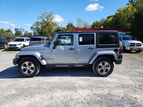 2016 Jeep Wrangler Unlimited Sahara