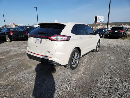 2016 Ford Edge Sport