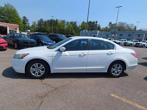 White 2008 Honda Accord LX-P
