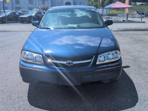 2004 Chevrolet Impala Base