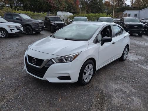 2022 Nissan Versa S