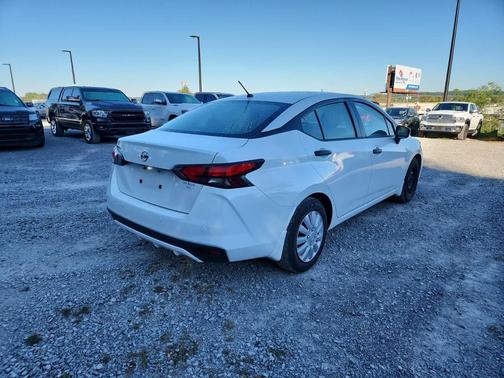 2022 Nissan Versa S