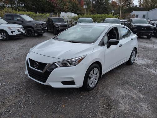 2022 Nissan Versa S