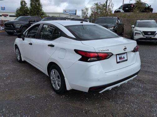 2022 Nissan Versa S